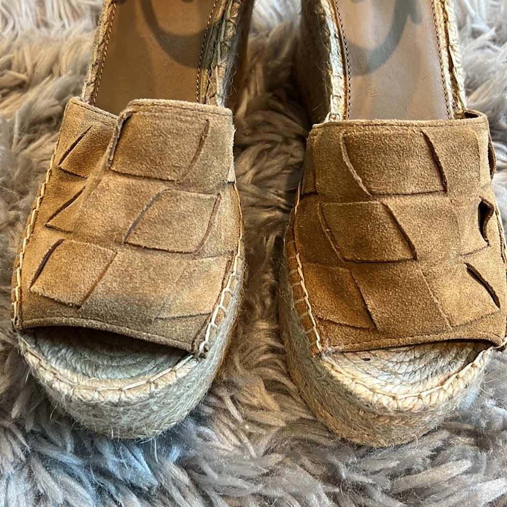 Marc Fisher Wedges Size 7 - image 4